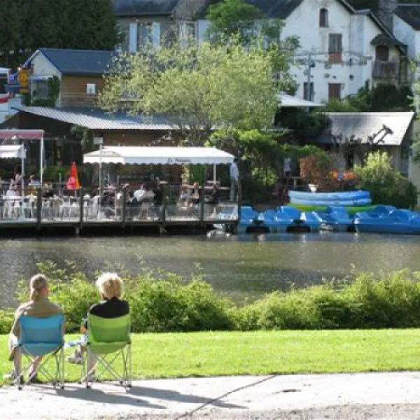 camping-les-rochers-des-parcs-le-vey-fmm2b
