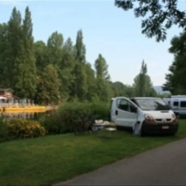 camping-les-rochers-des-parcs-le-vey-hnufb