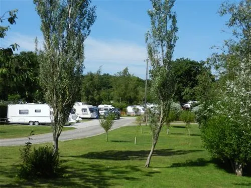 woodland-springs-touring-park-exeter-ybe9v