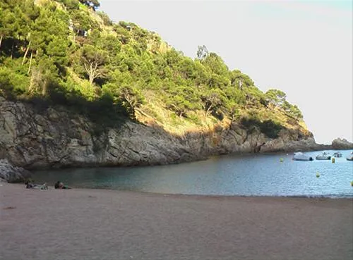 camping-pola-tossa-de-mar-n5fx0