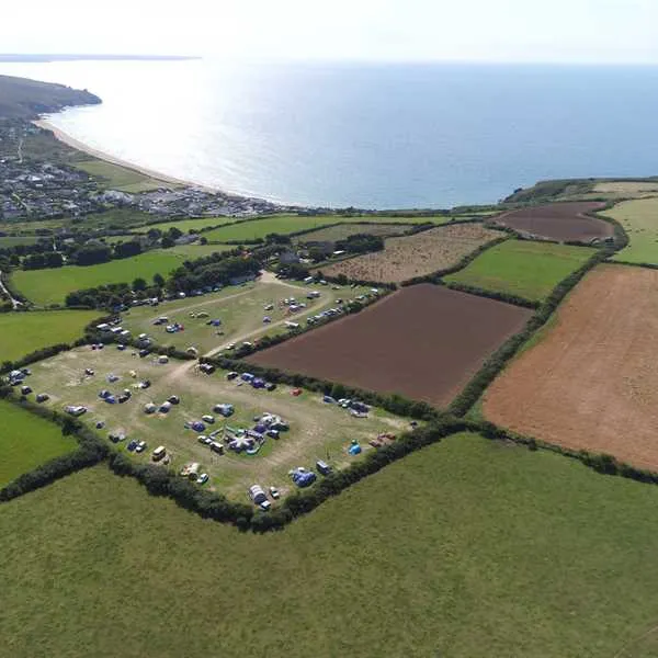 lower-pentreath-caravan-and-camping-penzance-7jlpa