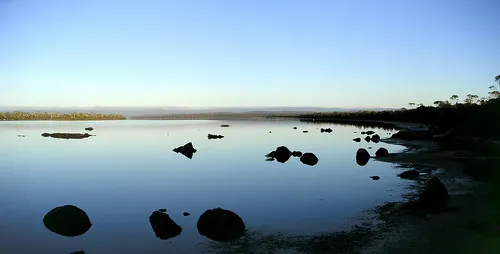 river-and-rocks-campground-coles-bay-ujync