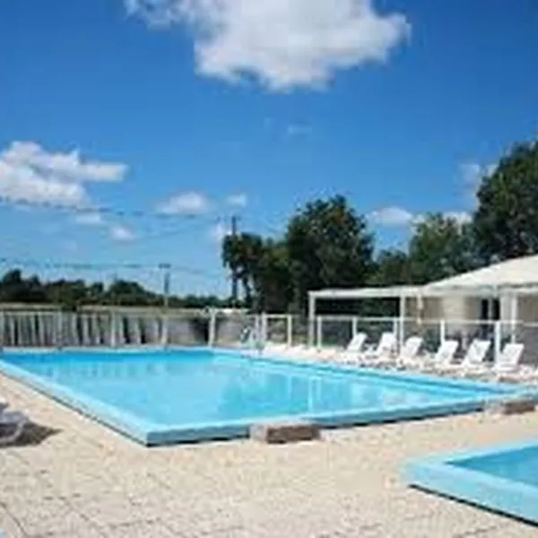 camping-caravaning-la-vertonne-grosbreuil-rwpk2