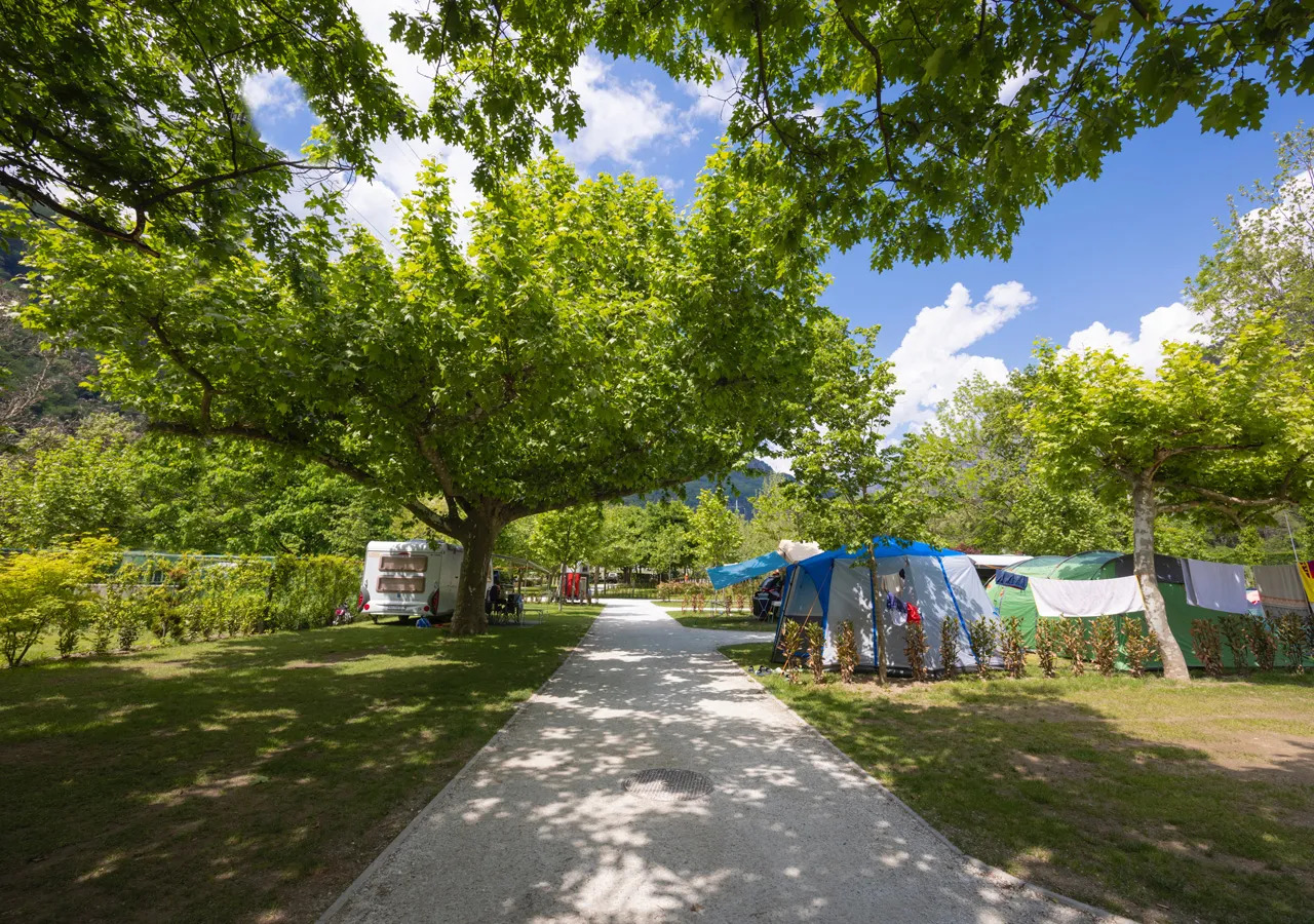camping-piccolo-paradiso-avegno-qujss
