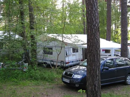 campingplatz-am-leppinsee-schillersdorf-wixih