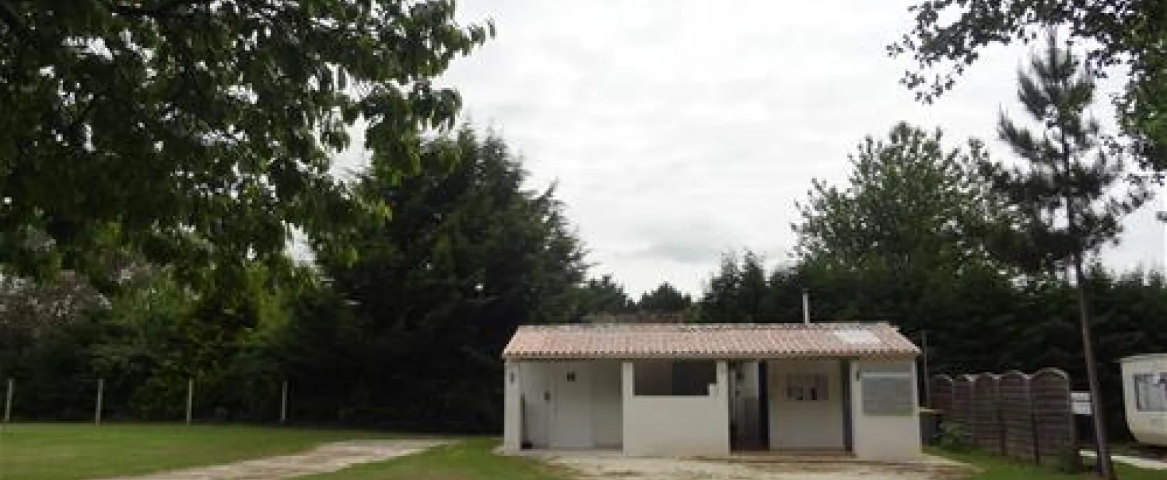 CAMPING CHEZ MENARD