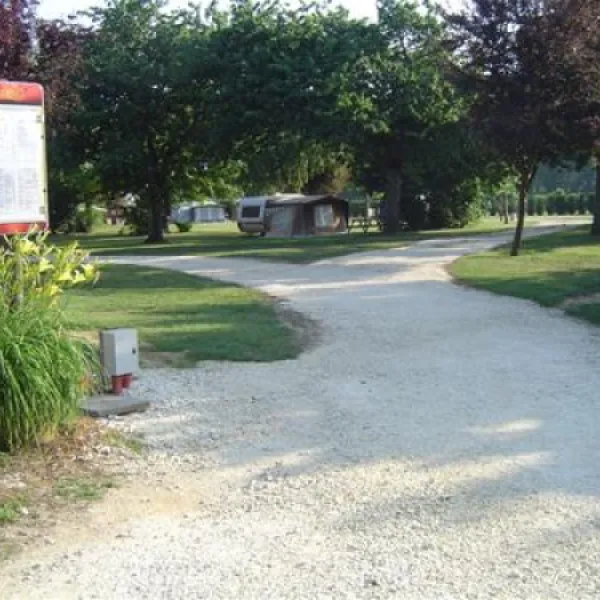 camping-chez-menard-st-andre-de-lidon-nurge