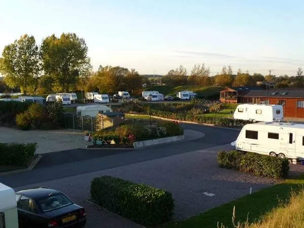 milestone-caravan-park-newark-9hmfa