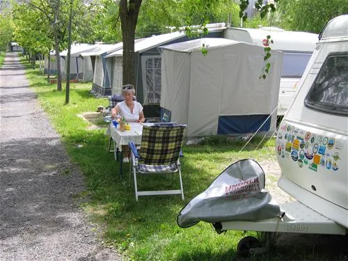 camping-internacional-encamp-2mb06