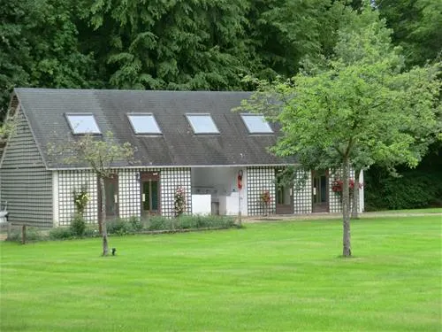camping-le-colombier-moyaux-buary