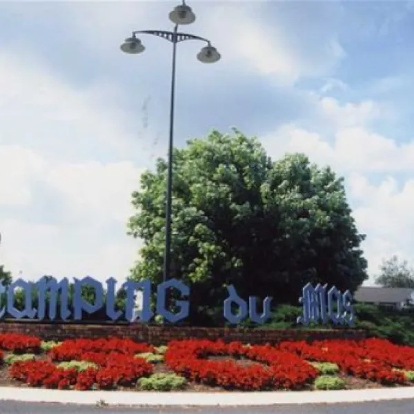 le-camping-municipal-du-mas-issoire-3z4jr