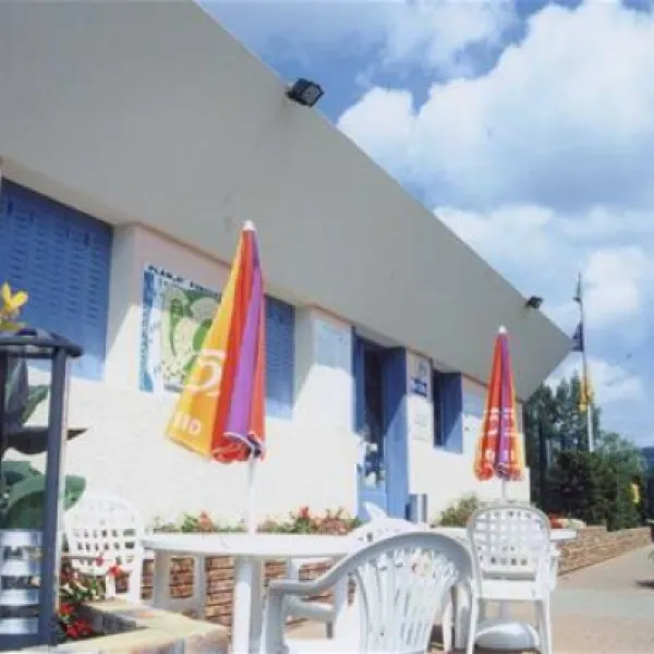 le-camping-municipal-du-mas-issoire-gq6jd