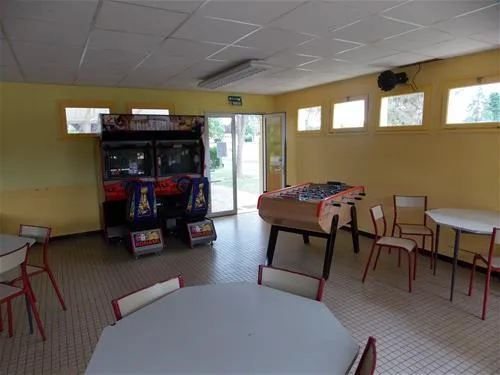 le-camping-municipal-du-mas-issoire-uk6cw