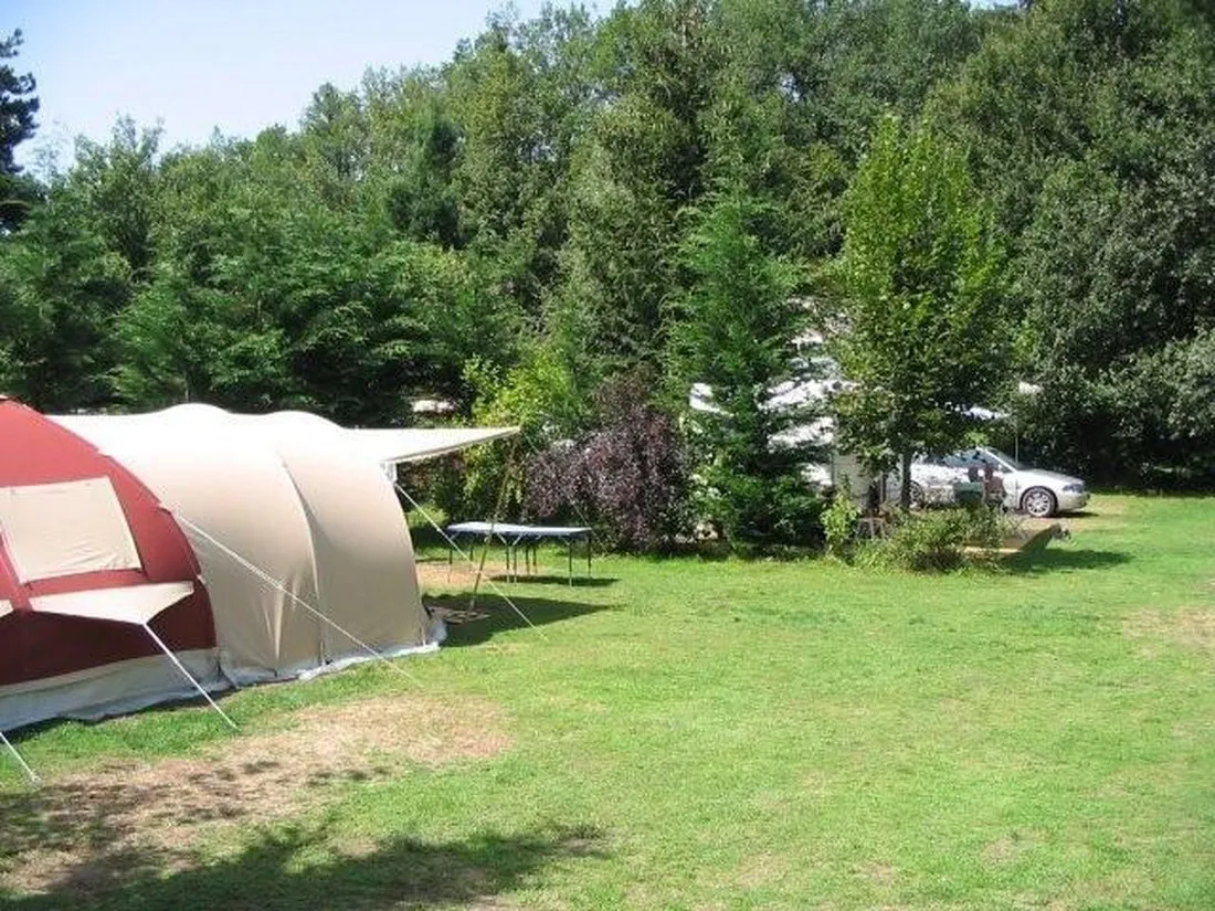 camping-aire-naturelle-chantegril-liginiac-cht0n