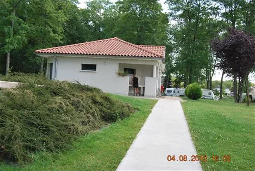 camping-municipal-fismes-4iwcd