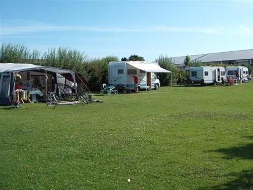 camping-verkrema-eck-en-wiel-jlpq8