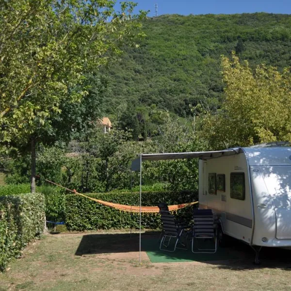 camping-les-cerisiers-du-jaur-saint-pons-de-thomires-panln