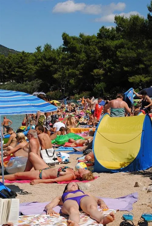 camping-kovacine-cres-cliik