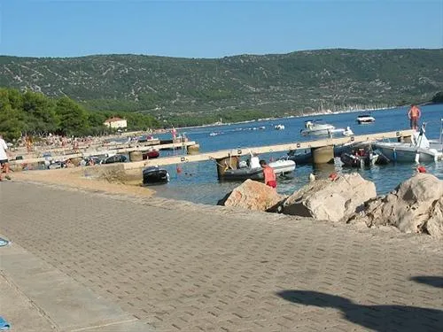camping-kovacine-cres-hu51v