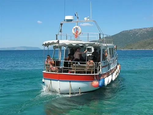 camping-kovacine-cres-m4wcr