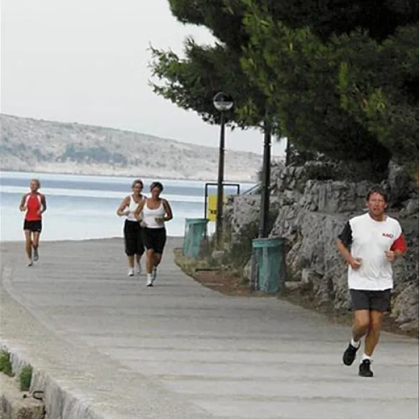 camping-kovacine-cres-mretk