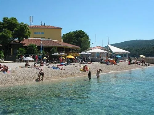 camping-kovacine-cres-oo4mg