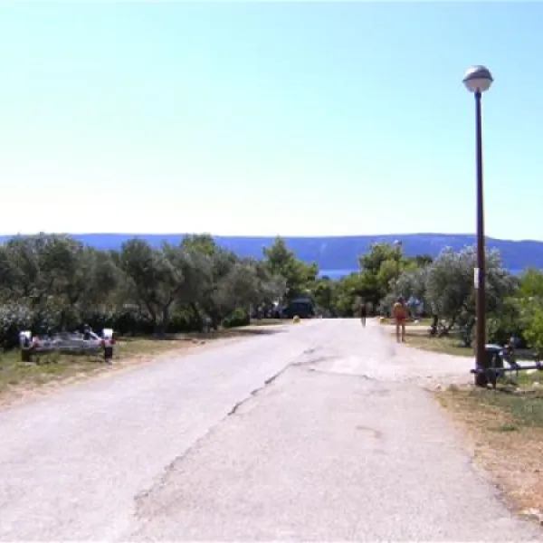 camping-kovacine-cres-pzzjr