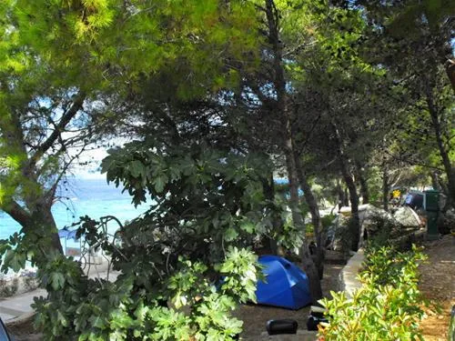 camping-kovacine-cres-z2wbr