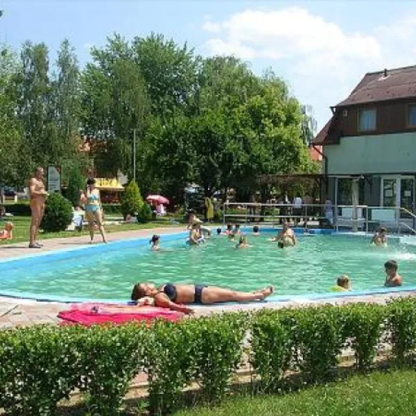 Camping Sá-Ra Termál Kft