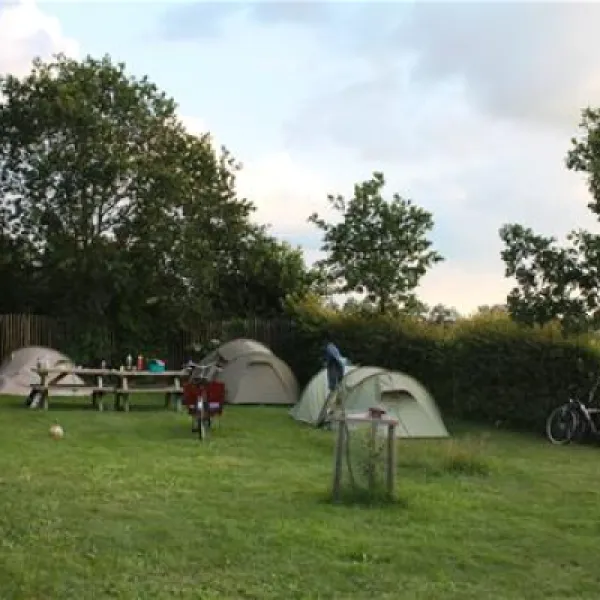 natuurkampeerterrein-aan-de-hoorndermeden-wedde-nwyb4