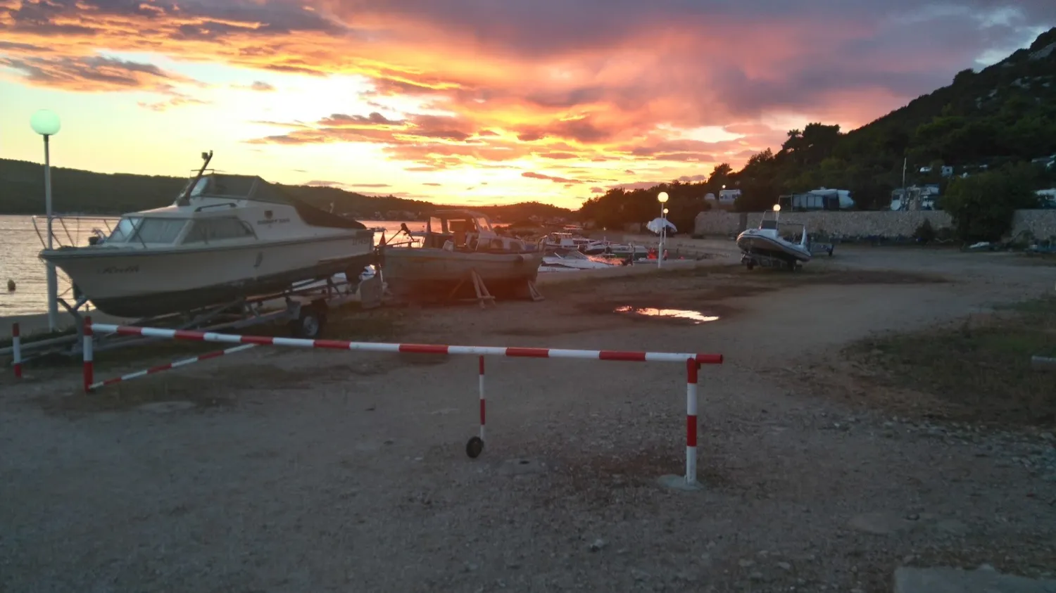 camping-dalmatien-kamp-dalmacija-tisno-efejr