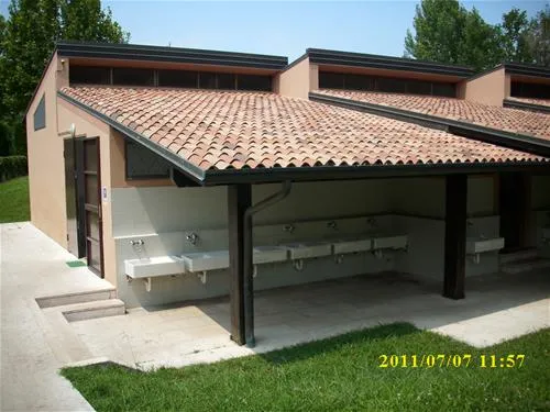camping-villaggio-tiglio-sirmione-lago-di-garda-afkz6