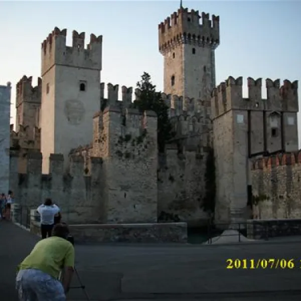 camping-villaggio-tiglio-sirmione-lago-di-garda-hjegd