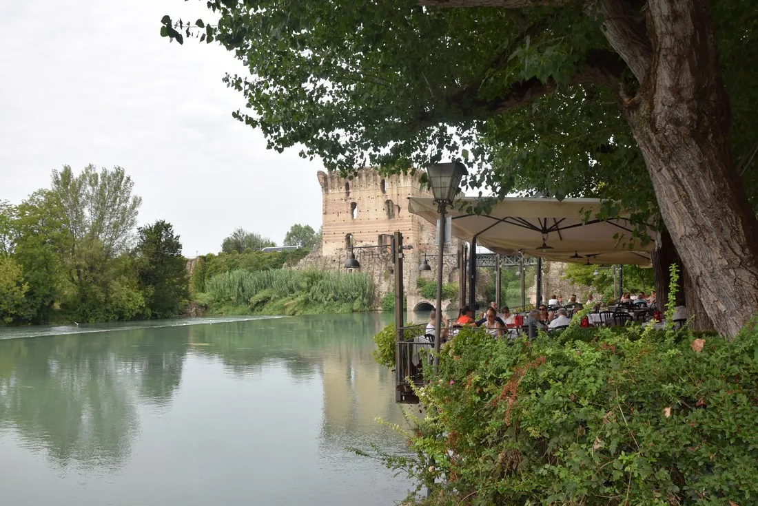 camping-villaggio-tiglio-sirmione-lago-di-garda-kc8xe