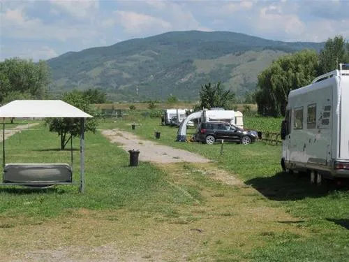 camping-aurel-vlaicu-aurel-vlaicu-tbjqv