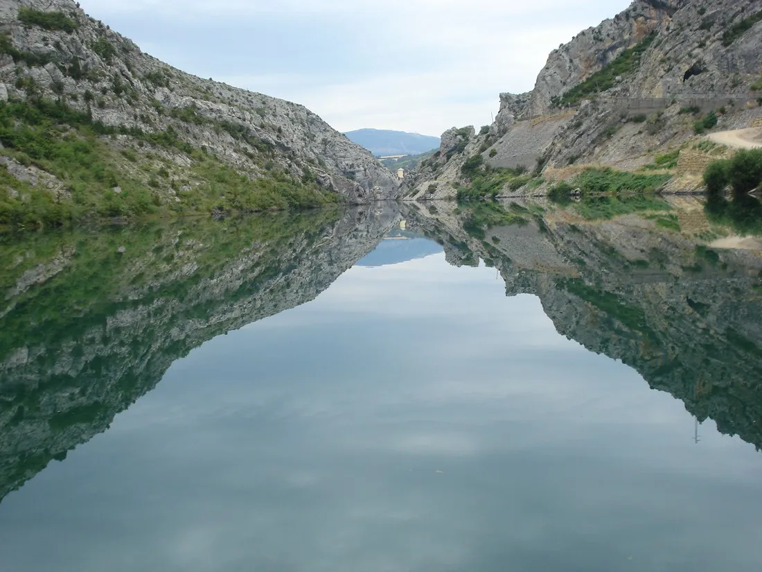 camping-collegats-la-pobla-de-segur-yuwtk