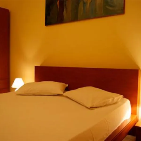 hotel-restaurant-baron-tirana-hqnwc