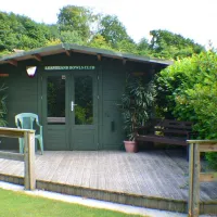 monks-cottage-caravan-site-faversham-hmgne