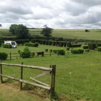 monks-cottage-caravan-site-faversham-nk95u