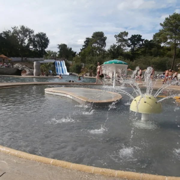 le-palace-soulac-sur-mer-gironde-umnph