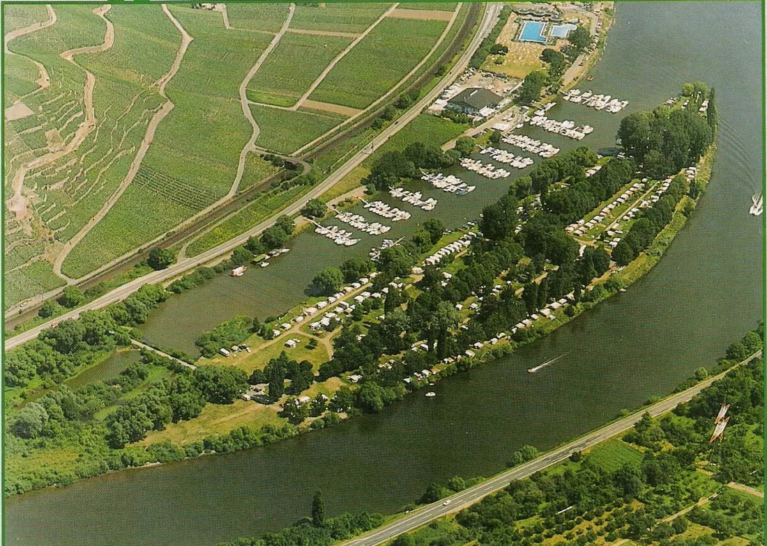 camping-insel-ziehfurt-winningen-ftrai