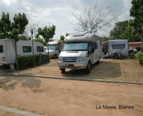 camping-la-masia-blanes-zyal4