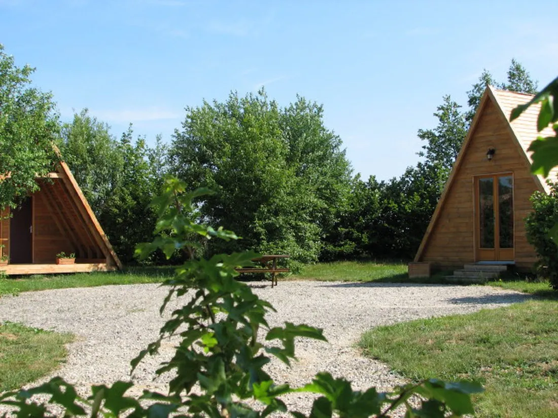 camping-les-hirondelles-bourg-sainte-marie-pmbfk