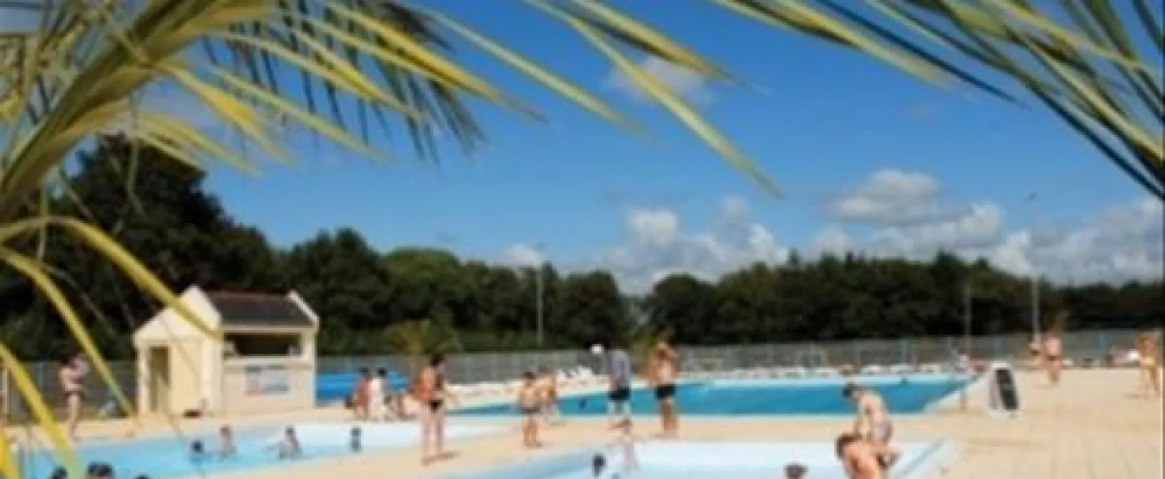 Village Center - Le Bois De Pleuven
