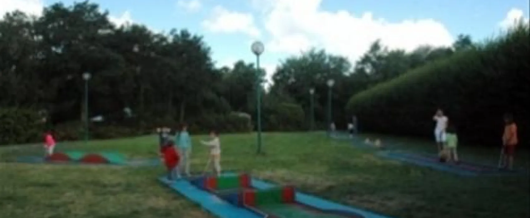 Village Center - Le Bois De Pleuven