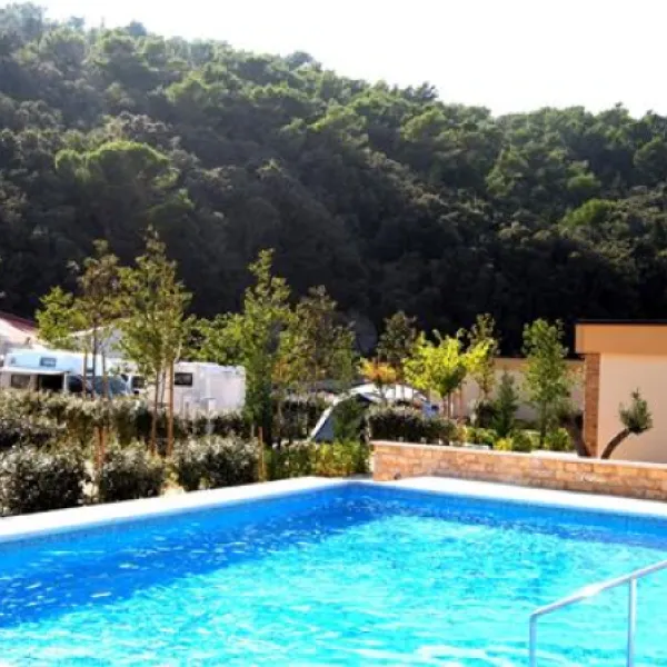 lando-resort-kampor-fucai