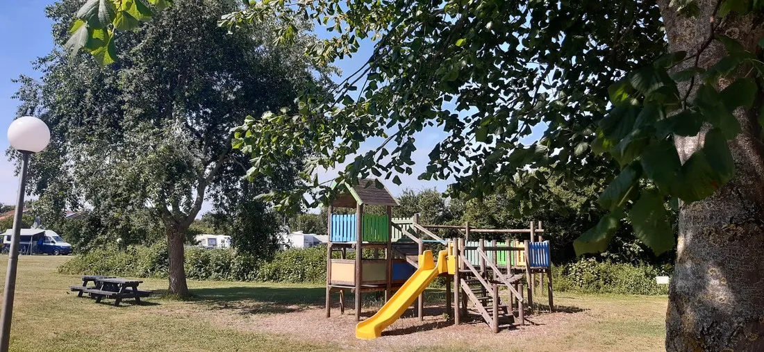 stadscamping-bloemketerp-faneker-b2yxu