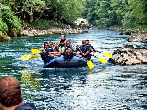 auto-camp-drina-foca-336fq