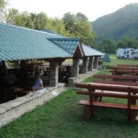 auto-camp-drina-foca-9gwui