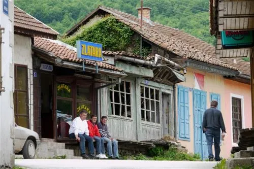 auto-camp-drina-foca-jzc2c